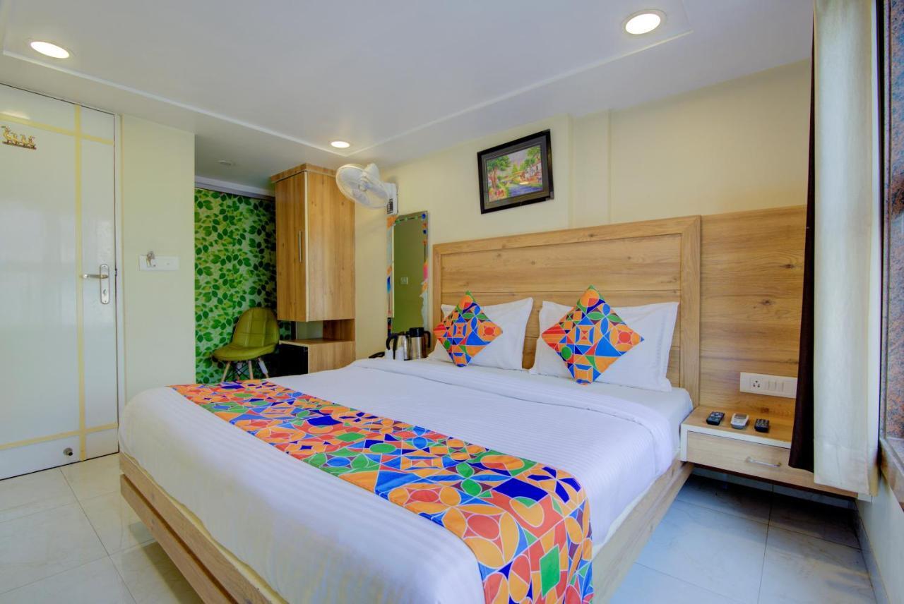 Hotel Kaushal Palace New Delhi Ngoại thất bức ảnh